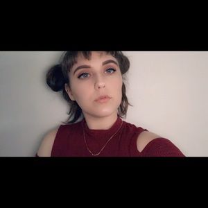 Meet your Posher, Calista